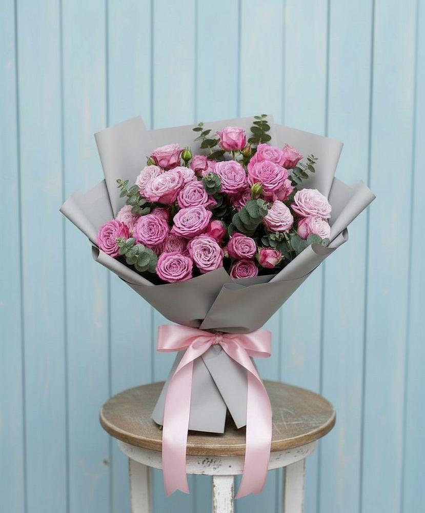 Композиция Яркий комплимент в Курчатове Букет цветов из: Розы в Курчатове