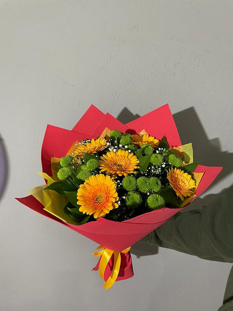 Букет восход солнца в Курчатове Букет цветов из: Герберы и Хризантемы в Курчатове