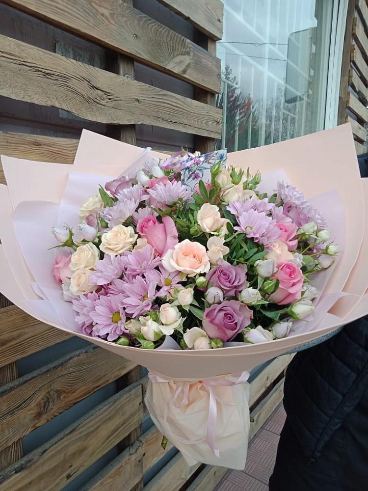 Букет фея в Курчатове Букет цветов из: Розы и Хризантемы в Курчатове