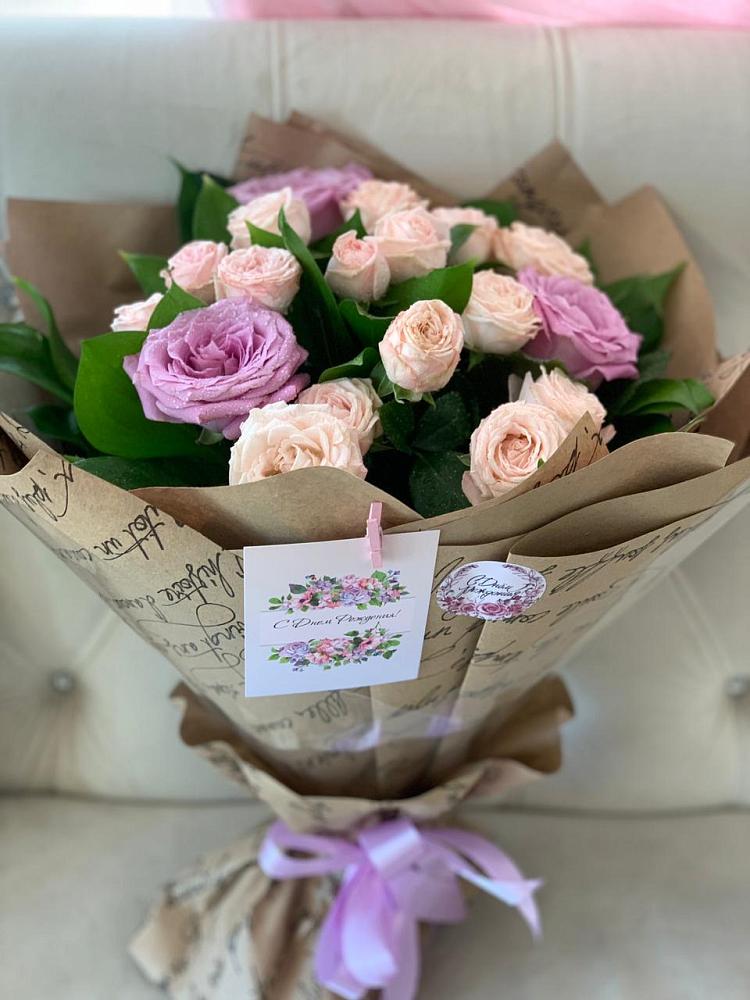 Букет розовая сирень в Курчатове Букет цветов из: Розы в Курчатове