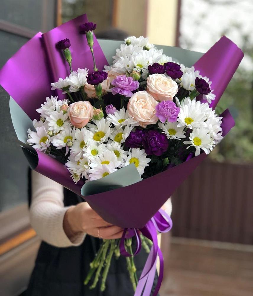 Букет фиолетовый сад в Курчатове Букет цветов из: Хризантемы, Гвоздики и Розы в Курчатове