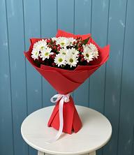 Букет ягоды на снегу в Курчатове Букет цветов из:  Хризантемы в Курчатове