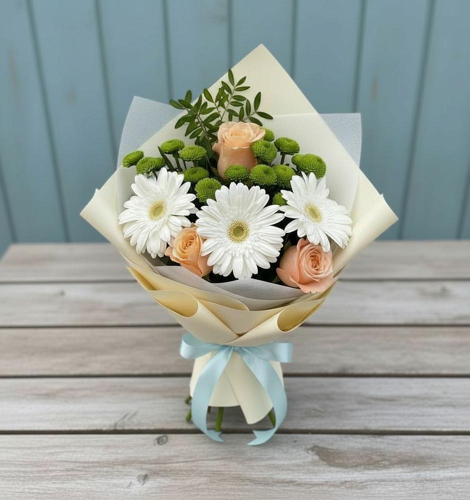 Букет герберы и розы в Курчатове Букет цветов из: Герберы, Розы и Хризантемы в Курчатове
