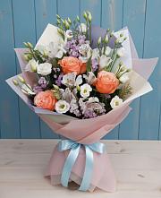 Букет Утренняя свежесть в Курчатове Букет цветов из:  Лизиантусы, Розы, Альстромерии и Гипсофила в Курчатове