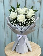 Букет из белых роз в Курчатове Букет цветов из:  Розы в Курчатове
