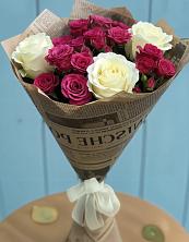 Букет Удивительный из роз в Курчатове Букет цветов из:  Розы в Курчатове