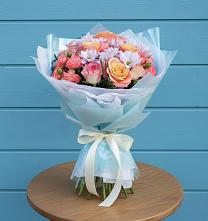 Букет Счастливые мгновение в Курчатове Букет цветов из:  Хризантемы и Розы в Курчатове