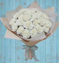 Букет Хрустальное утро в Курчатове Букет цветов из:  Гвоздики в Курчатове